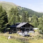 Bergchalet Floena 스쿠올