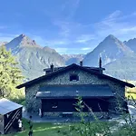 샬레 Bergchalet Floena