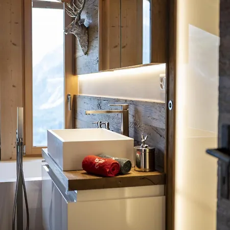 Bergchalet Floena شاليه