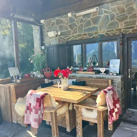 Bergchalet Floena شاليه